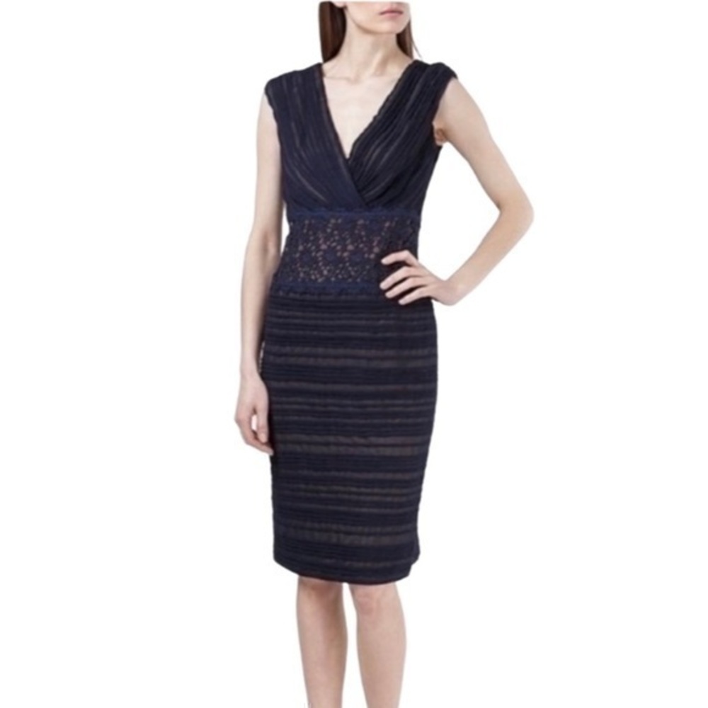 Tadashi Shoji navy chiffon pleat lace sheath dress HH16